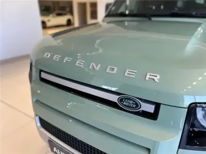 Photo 44 Land rover Defender 110 P400E PHEV BVA8 X-DYNAMIC