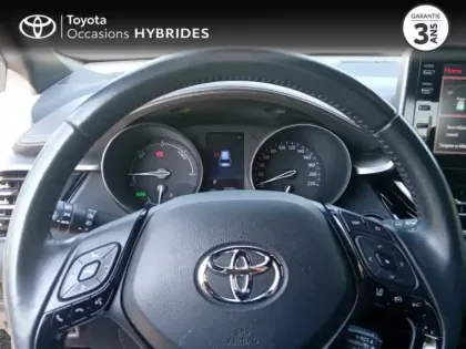 Photo 12 Toyota C-HR  184h Distinctive 2WD E-CVT MC19