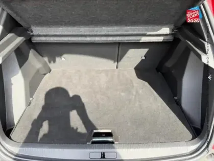 Photo 13 Peugeot 2008  1.2 Hybrid 136ch Allure e-DCS6