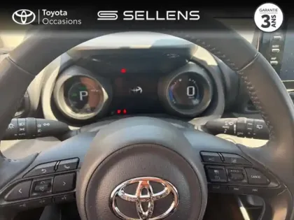 Photo 12 Toyota Yaris  116h Design 5p MY22