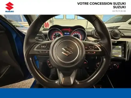 Photo 13 Suzuki Swift  1.2 Dualjet Hybrid 83ch Privilège AllGrip