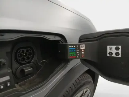 Photo 9 Renault Scenic  E-Tech Electric 220ch Techno option esprit Alpine grande autonomie -25