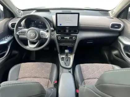 Photo 6 Toyota Yaris  Cross 130h Collection MC24