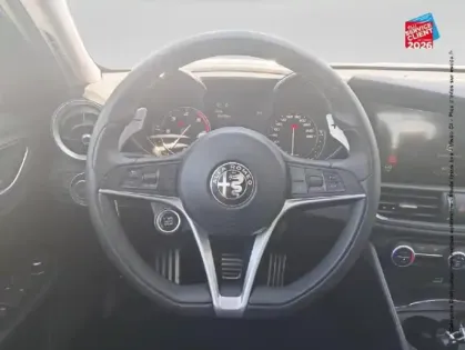 Photo 12 Alfa Romeo Giulia  2.2 JTD 180ch Lusso AT8
