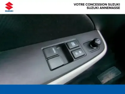 Photo 12 Suzuki Swift  1.2 Dualjet Hybrid 83ch Avantage