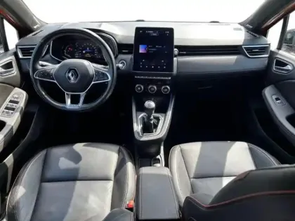 Photo 7 Renault Clio  1.0 TCe 100ch Initiale Paris
