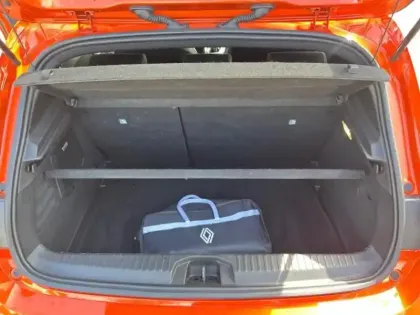 Photo 24 Renault Clio  1.0 TCe 100ch Initiale Paris