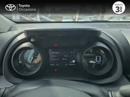 Photo 13 Toyota Yaris  Cross 116h Dynamic Business + Programme Beyond Zero Academy MY21