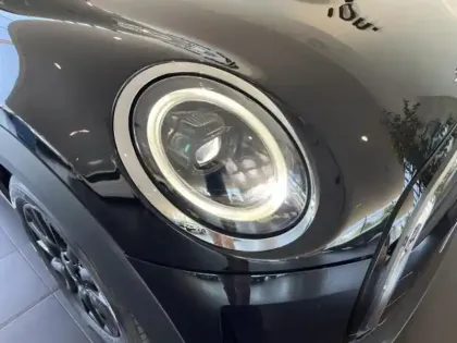 Photo 9 Mini Mini  5 Portes Cooper 136ch Edition Premium BVA7