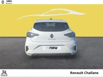 Photo 10 Renault Clio  1.5 dCi 100ch Evolution - 25
