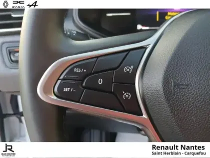 Photo 11 Renault Clio  1.6 E-Tech 145ch full hybrid Evolution