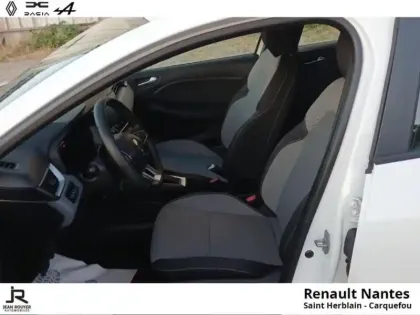 Photo 10 Renault Clio  1.6 E-Tech 145ch full hybrid Evolution