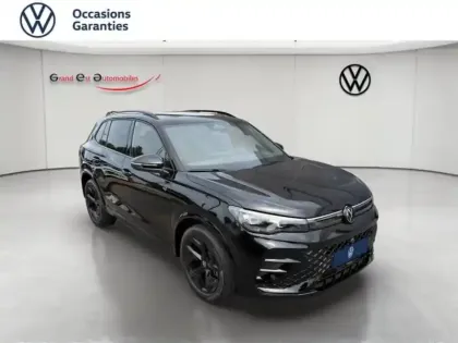Photo 8 Volkswagen Tiguan  1.5 eTSI 150ch R-Line Exclusive DSG7