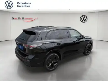 Photo 6 Volkswagen Tiguan  1.5 eTSI 150ch R-Line Exclusive DSG7
