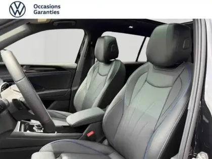 Photo 11 Volkswagen Tiguan  1.5 eTSI 150ch R-Line Exclusive DSG7