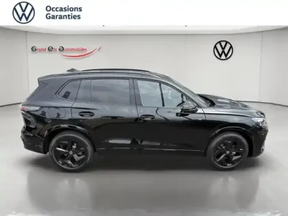 Photo 7 Volkswagen Tiguan  1.5 eTSI 150ch R-Line Exclusive DSG7