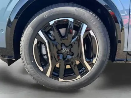 Photo 9 Peugeot 3008  Electrique 210ch Batterie 73 kWh GT Exclusive
