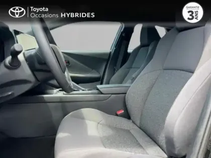 Photo 10 Toyota C-HR  1.8 Hybride 140ch Design MY25