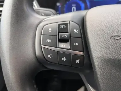 Photo 14 Ford Kuga  2.5 Duratec 190ch FHEV E85 Titanium BVA