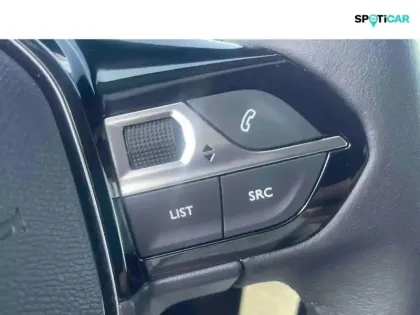 Photo 14 Peugeot 2008  1.2 Hybrid 145ch Allure e-DCS6