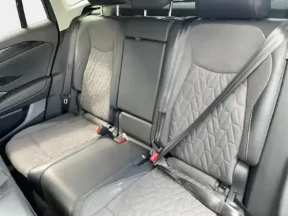 Photo 11 Volkswagen Tiguan  1.5 eTSI 131ch Life Plus DSG7