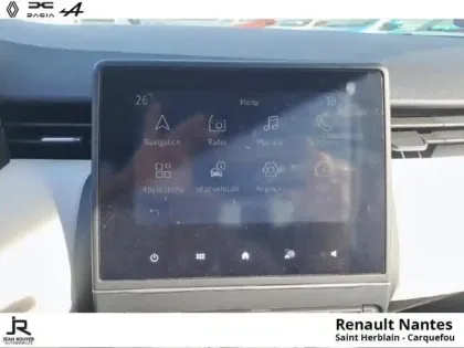 Photo 10 Renault Clio  1.6 E-Tech hybride 145ch Evolution