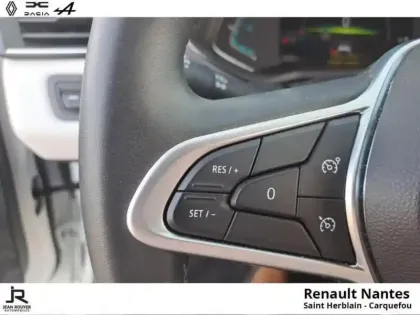 Photo 12 Renault Clio  1.6 E-Tech hybride 145ch Evolution