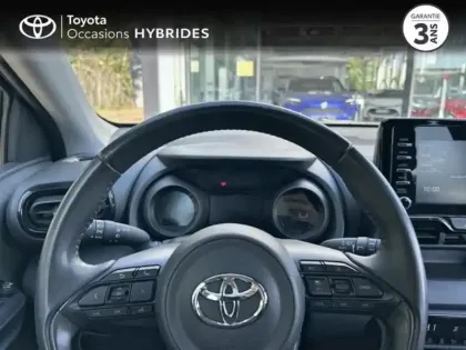 Photo 12 Toyota Yaris  116h Design 5p MY22