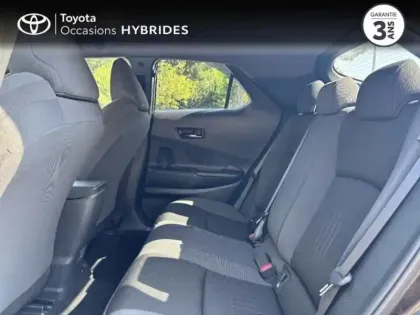 Photo 11 Toyota C-HR  1.8 Hybride 140ch Design MY25