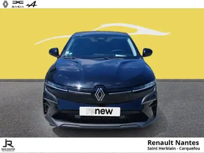 Photo 16 Renault Megane  E-Tech Electric EV60 130ch Evolution ER super charge - Pack Parking