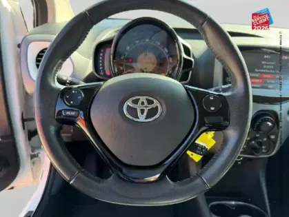 Photo 11 Toyota Aygo  1.0 VVT-i 72ch x-play 5p MY20