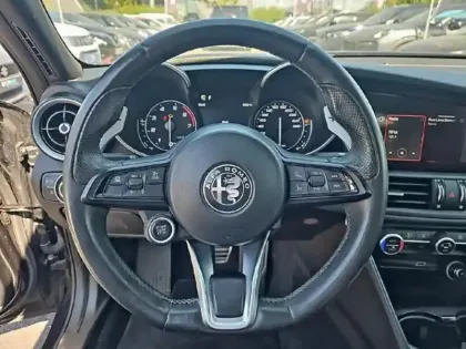 Photo 13 Alfa Romeo Giulia  2.0 TB 200ch Sprint AT8 MY22
