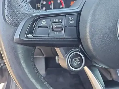 Photo 14 Alfa Romeo Giulia  2.0 TB 200ch Sprint AT8 MY22