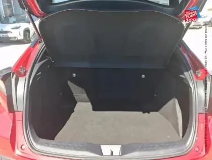 Photo 13 Toyota C-HR  1.8 Hybride 122ch Design Ultimate E-CVT