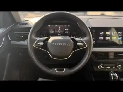 Photo 6 Skoda Kamiq  1.0 TSI Evo 2 116ch Selection DSG7