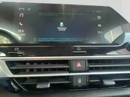 Photo 13 Citroën C4  Moteur électrique 136ch (100 kW) Live Automatique