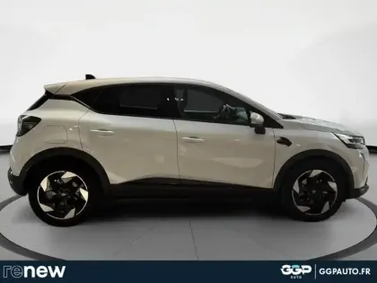 Photo 34 Renault Captur  1.6 E-Tech full hybrid 145ch Techno