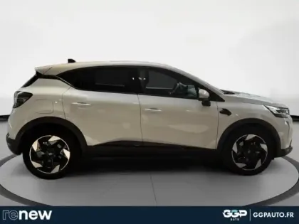 Photo 20 Renault Captur  1.6 E-Tech full hybrid 145ch Techno