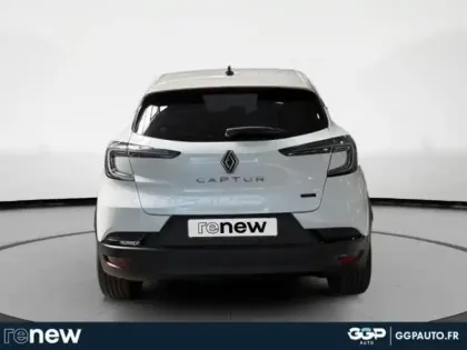 Photo 18 Renault Captur  1.6 E-Tech full hybrid 145ch Techno