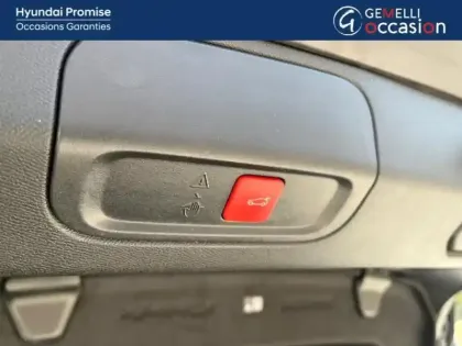 Photo 8 Peugeot 408  Hybrid 136ch GT e-DCS6