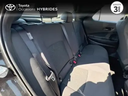 Photo 9 Toyota C-HR  1.8 Hybride 140ch Dynamic NG23