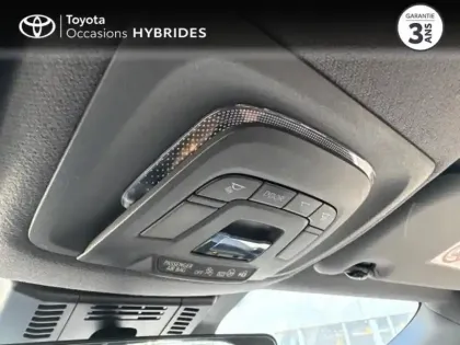 Photo 13 Toyota C-HR  1.8 Hybride 140ch Dynamic NG23