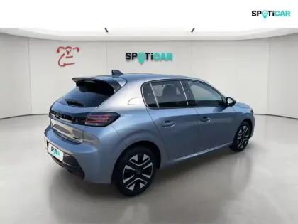 Photo 6 Peugeot 2008  1.2 Hybrid 145ch Allure e-DCS6