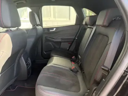 Photo 8 Ford Kuga 2.5 Duratec 180ch Hybrid FlexiFuel ST-Line X Powershift