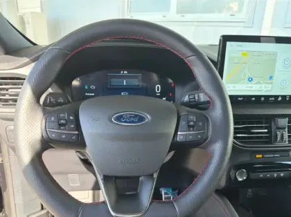 Photo 6 Ford Kuga 2.5 Duratec 180ch Hybrid FlexiFuel ST-Line X Powershift