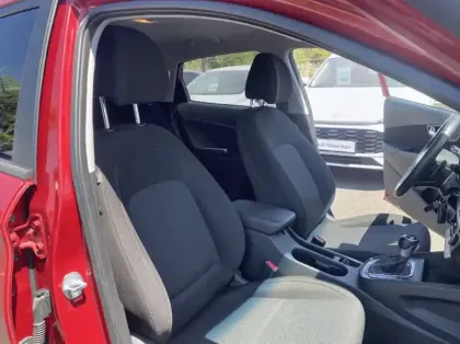 Photo 9 Hyundai Kona 1.6 GDi 141ch Hybrid Intuitive DCT-6