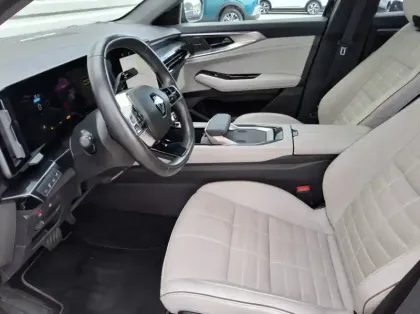 Photo 10 Renault Espace VI E-Tech hybrid 200 Iconic