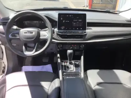 Photo 12 Jeep Compass 1.5 Turbo T4 130 ch BVR7 e-Hybrid Summit