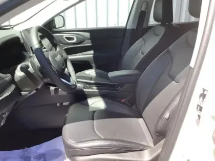 Photo 10 Jeep Compass 1.5 Turbo T4 130 ch BVR7 e-Hybrid Summit