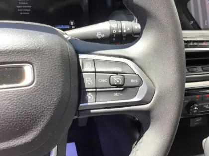 Photo 22 Jeep Compass 1.5 Turbo T4 130 ch BVR7 e-Hybrid Summit